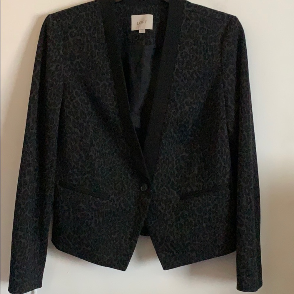 Anne Taylor Loft Black Leopard blazer size 14